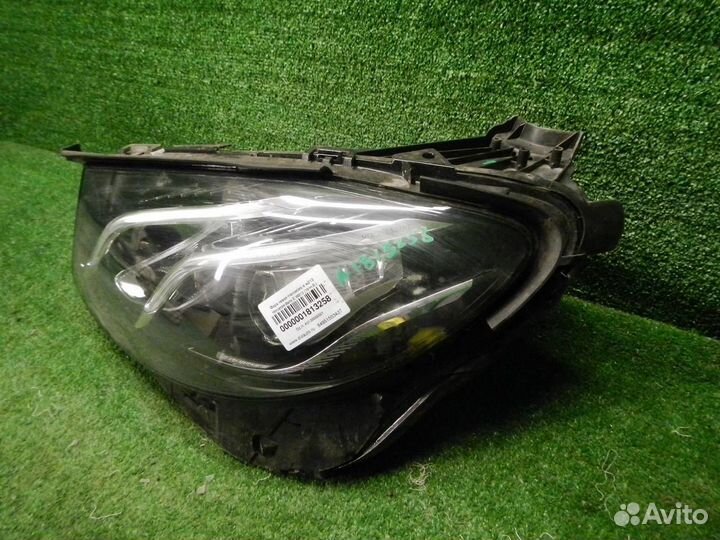 Фара левая Mercedes-Benz E-Class