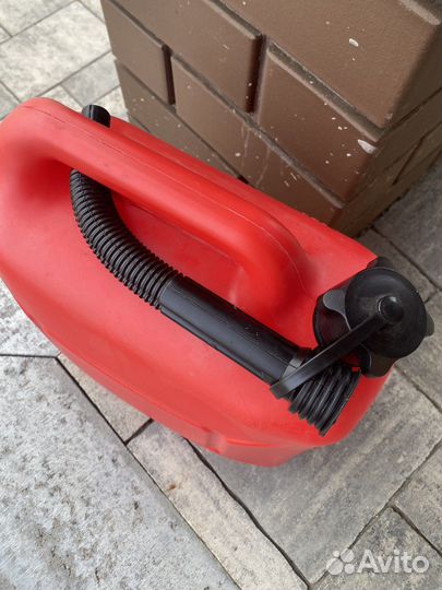 Канистра пластиковая 10 литров