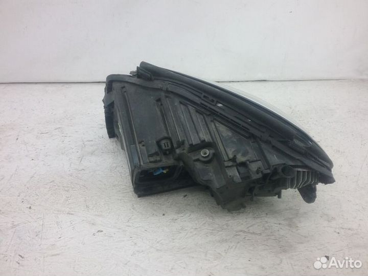 Фара правая Mercedes Benz GLE-klasse W166 LED