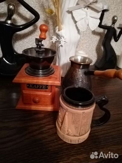 Кофемолка ручная стилизованная, турка из меди