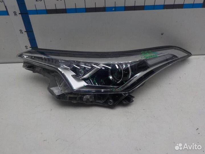 Фара левая Toyota C-HR