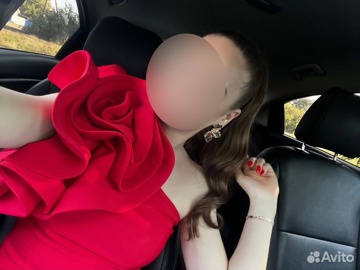 Вечернее платье 42 44 красное