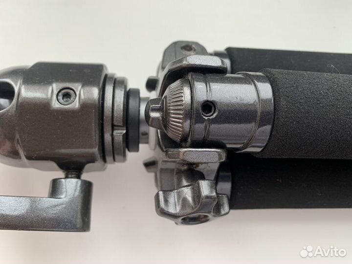 Штатив Hama Traveller Compact Pro