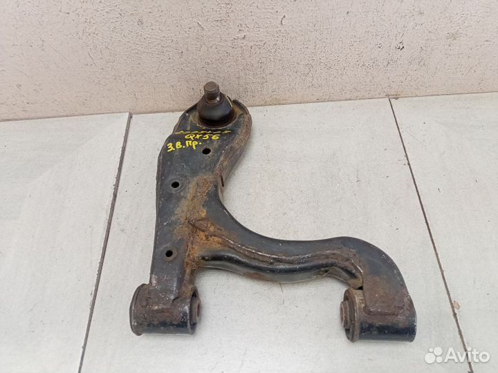 Рычаг задний верхний правый 555011LA0B