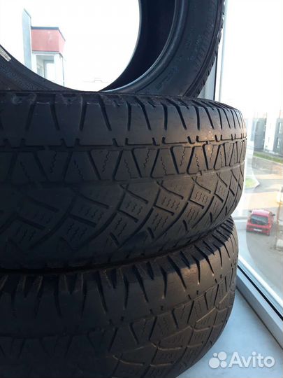Michelin Latitude Cross 235/65 R17