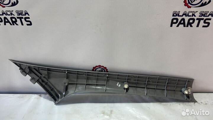 Обшивка стойки Hyundai Getz