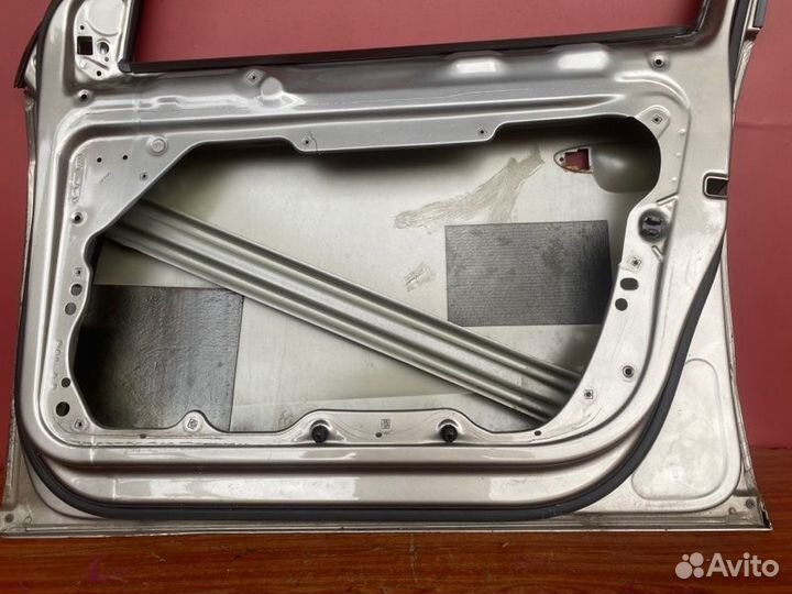 Дверь передняя правая Vw Passat B7 универсал сffb