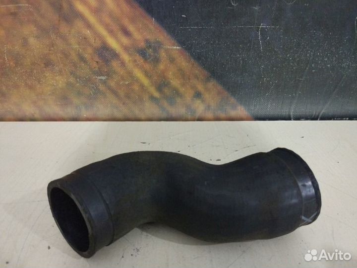 Патрубок интеркулера Audi Allroad C5 BES 2004