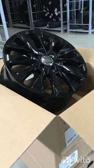 Диски R18 FR replica TY5558 для Toyota LC300