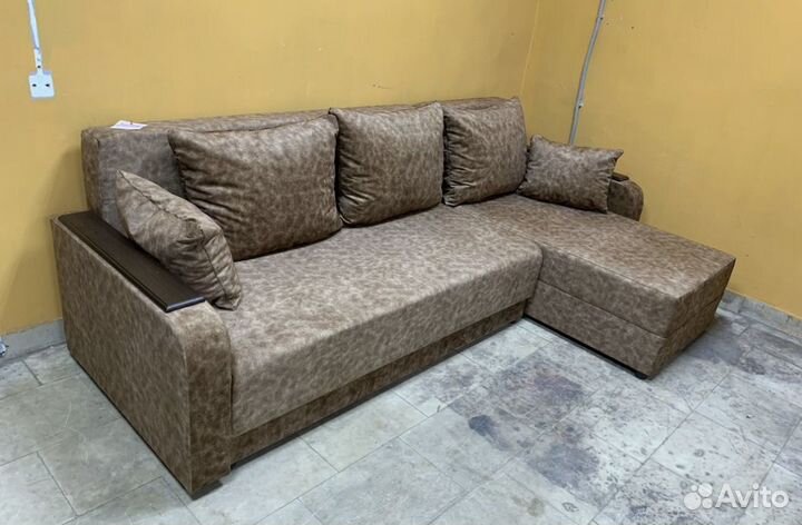 Угловой диван