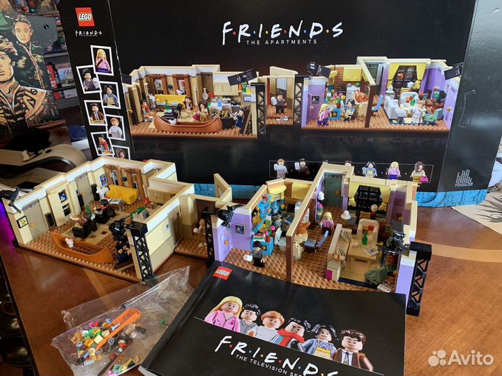 Lego Friends The Apartments 10292
