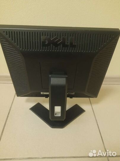 Монитор Dell