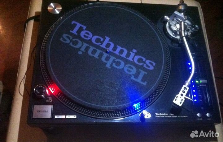 Виниловый проигрыватель Technics SL-1210M5G