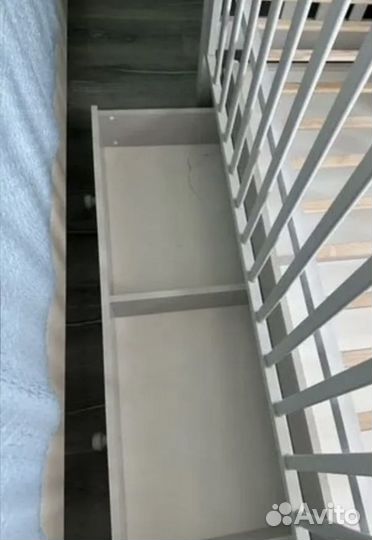 Продам детскую кроватку