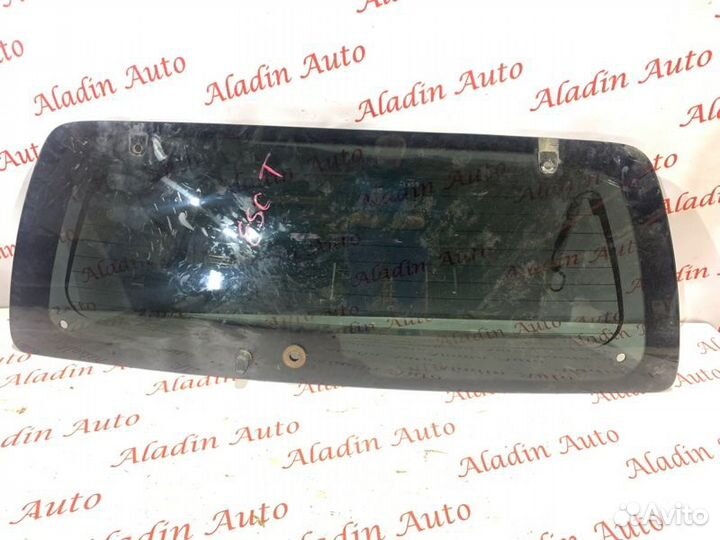 Стекло крышки багажника Ford Escape 2008