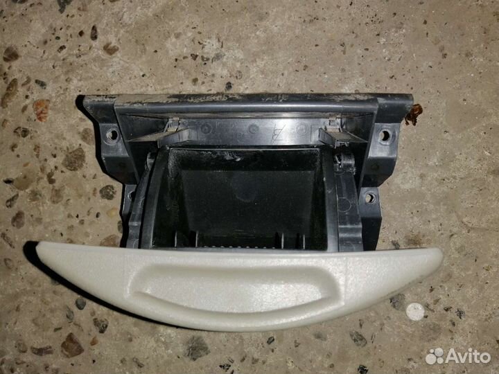 Пепельница LADA Kalina