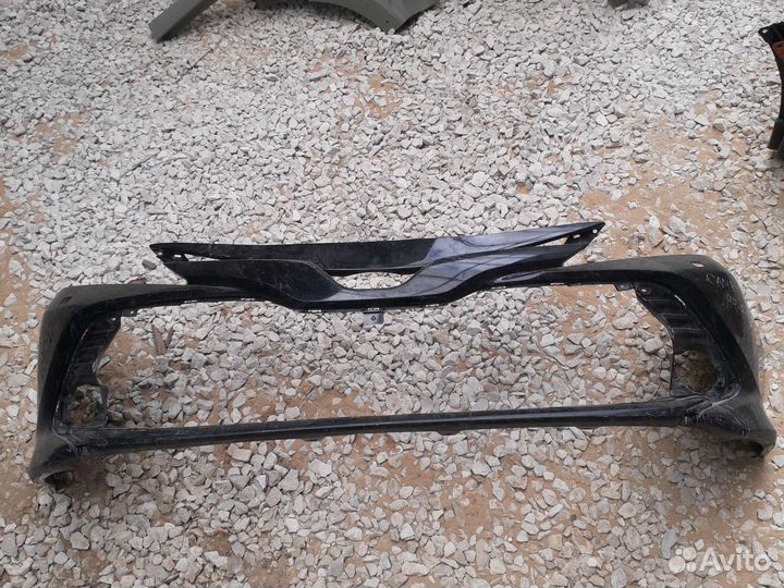 Бампер передний Toyota Camry V70
