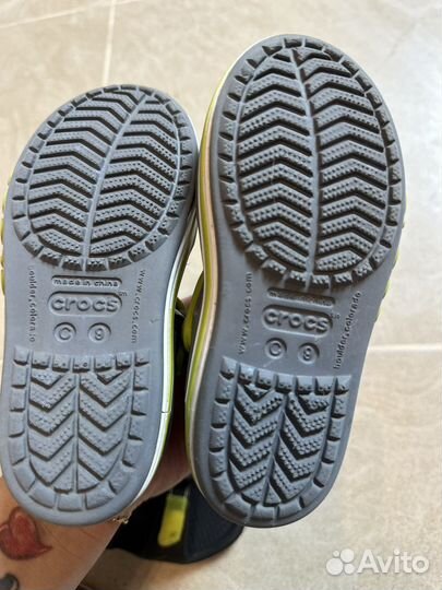 Сандали crocs c8