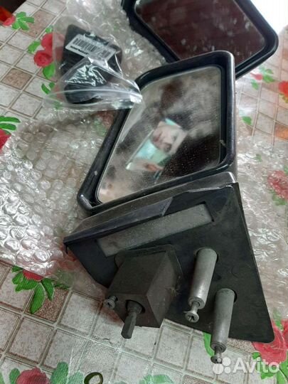 Продам зеркала на 08, 09, 99