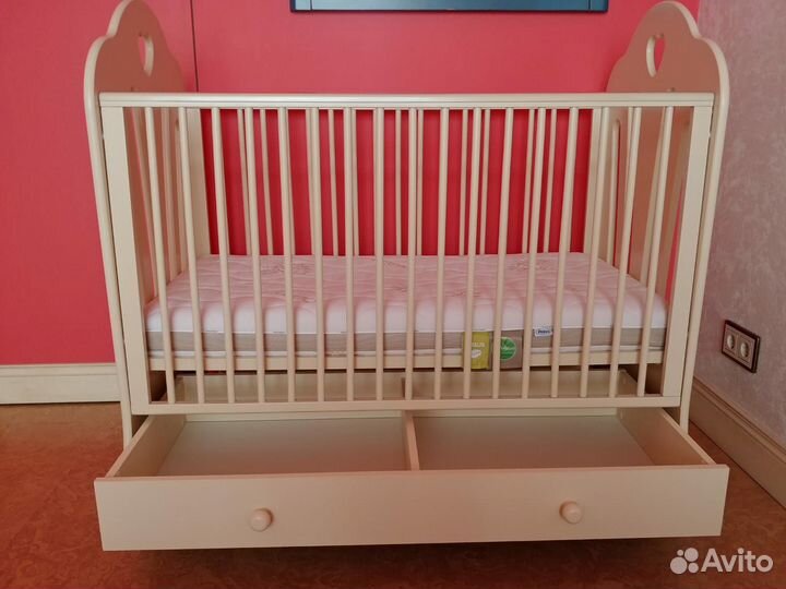 Детская кроватка Гандылян