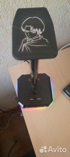 Подставка для наушников+USB Port