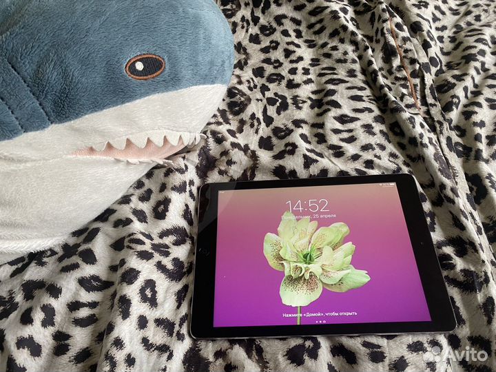 Apple iPad air 1 16gb wi fi