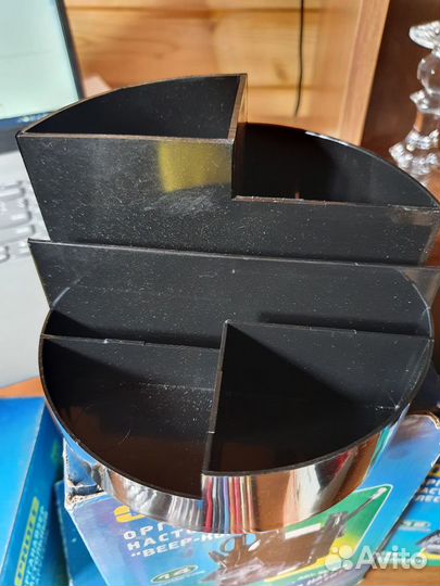 Канцелярские принадлежности, канцелярка