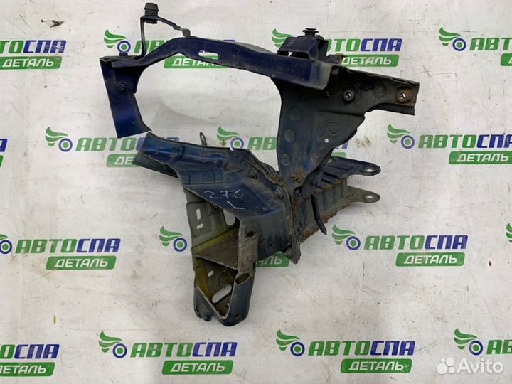 Кронштейн усилителя бампера передний левый Opel