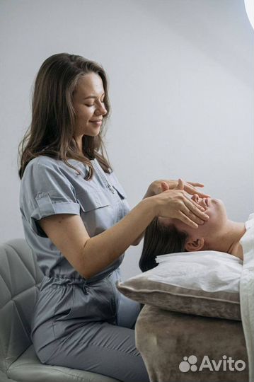 Косметолог, массаж лица