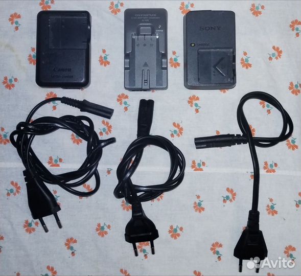 Продам- Обмен Зарядные устройства от фотоаппаратов