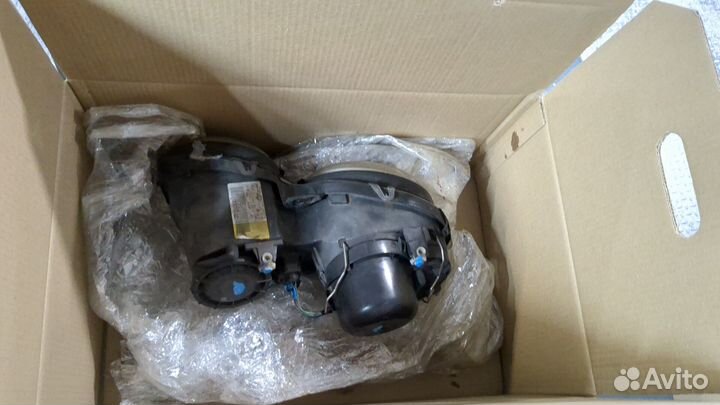 Фара (передняя) левая Jaguar X-type