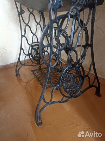 Швейная машина змгп