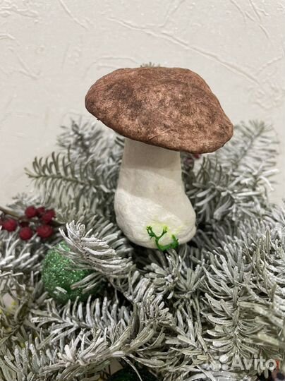 Ватная игрушка гриб