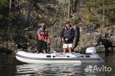 Лодка Посейдон Касатка 385 Marine