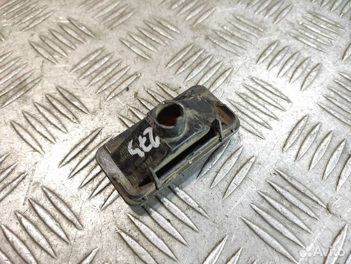 Повторитель в крыло правый Volkswagen Passat b3 b3