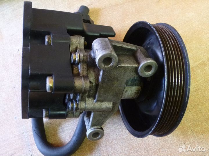 Насос гур MB Vito Viano w639 2.2 Dizel 646 мотор