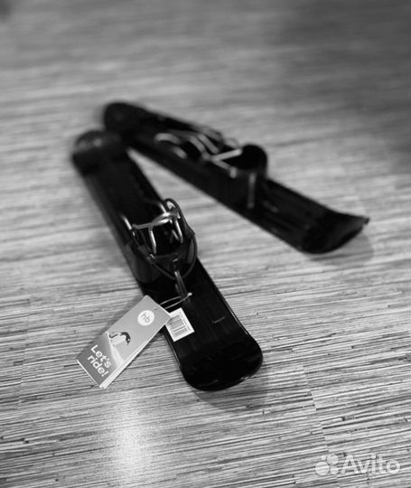 Накладки на колеса лыжи новые