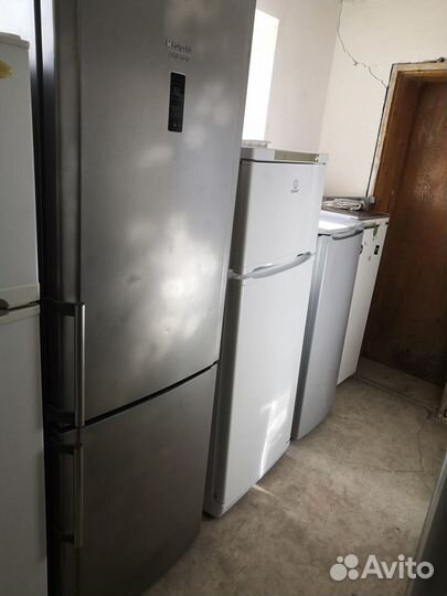 Холодильник LG Дайвэо Самсунг и много других