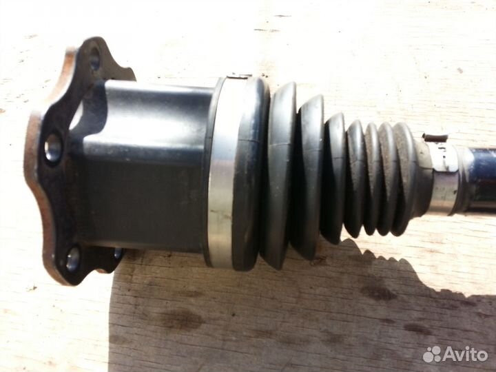 Привод передний Audi A6 C8, A7 4K