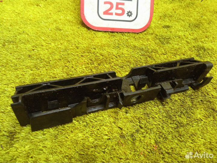 Крепление крыла переднее левое Audi A6/C7 4G2 chva