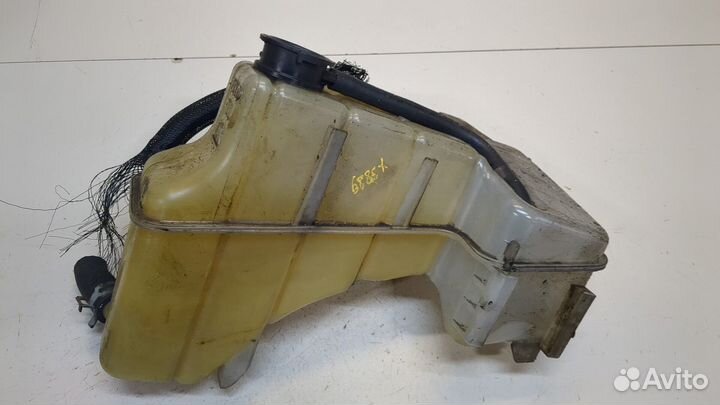 Бачок расширительный Chrysler 300C, 2006