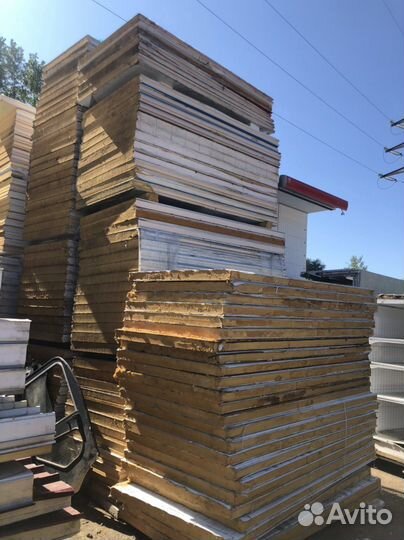 Холодильная дверь