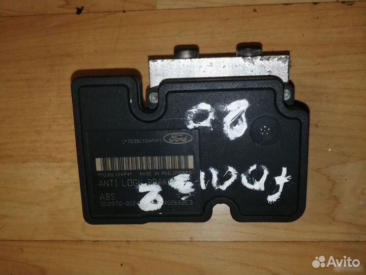 Блок ABS Ford Focus 2 cmax