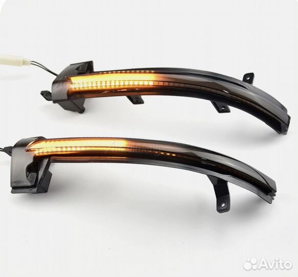 Динамические поворотники Volkswagen Touareg 2