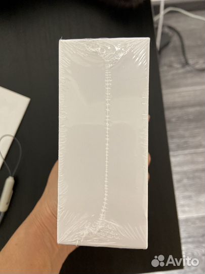 Беспроводные наушники airpods