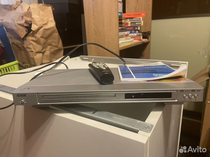 DVD плеер bbk DV311SI