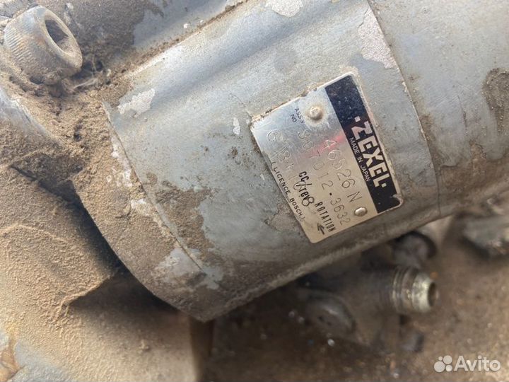 Гидравлический насос. Hitachi Ex100Wd-2 экскаватор