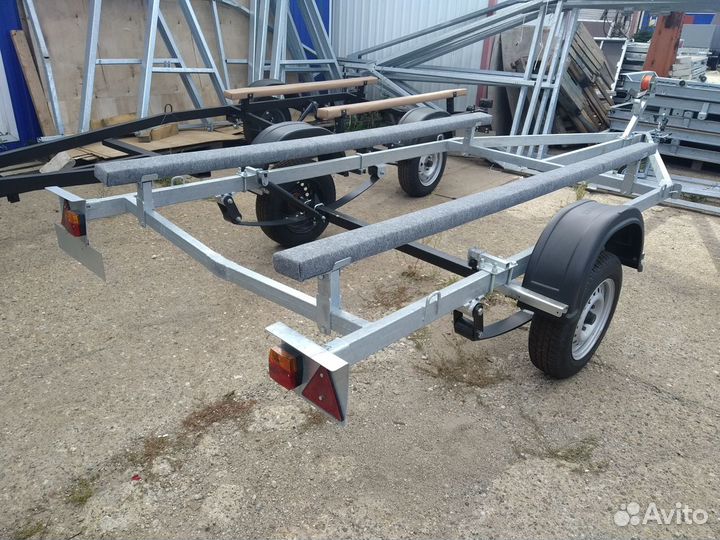 Прицеп лодочный оцинкованный до 4.6 м от пфс