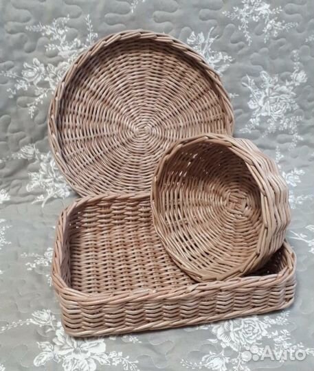 Плетеный поднос+ корзинка