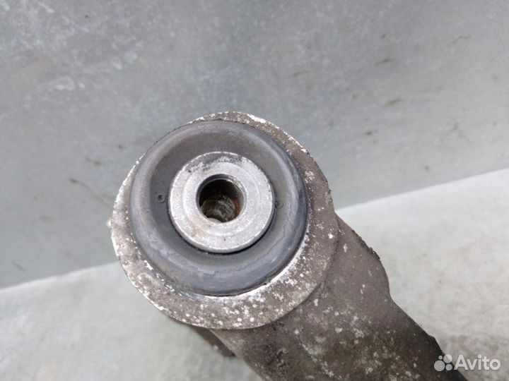 Рычаг передний Volkswagen Passat B6 2005-2010